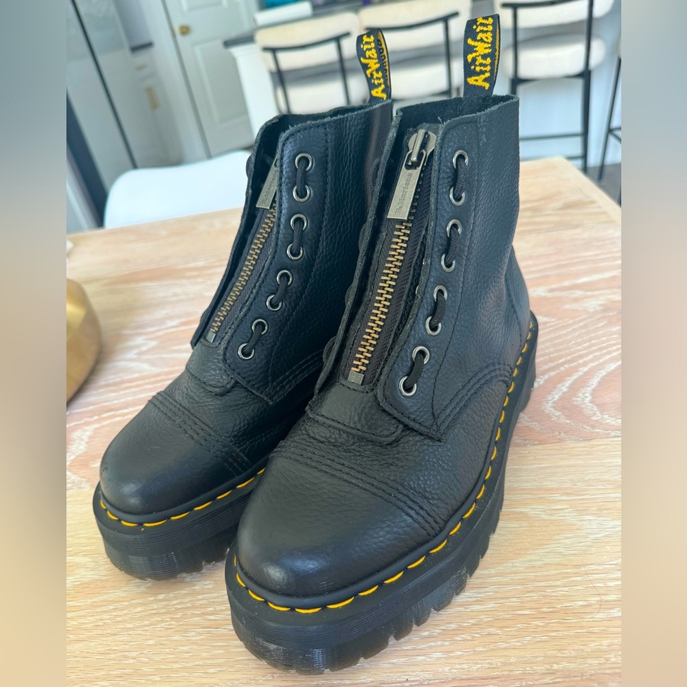 Dr. Marten Sinclair Boots Size 9